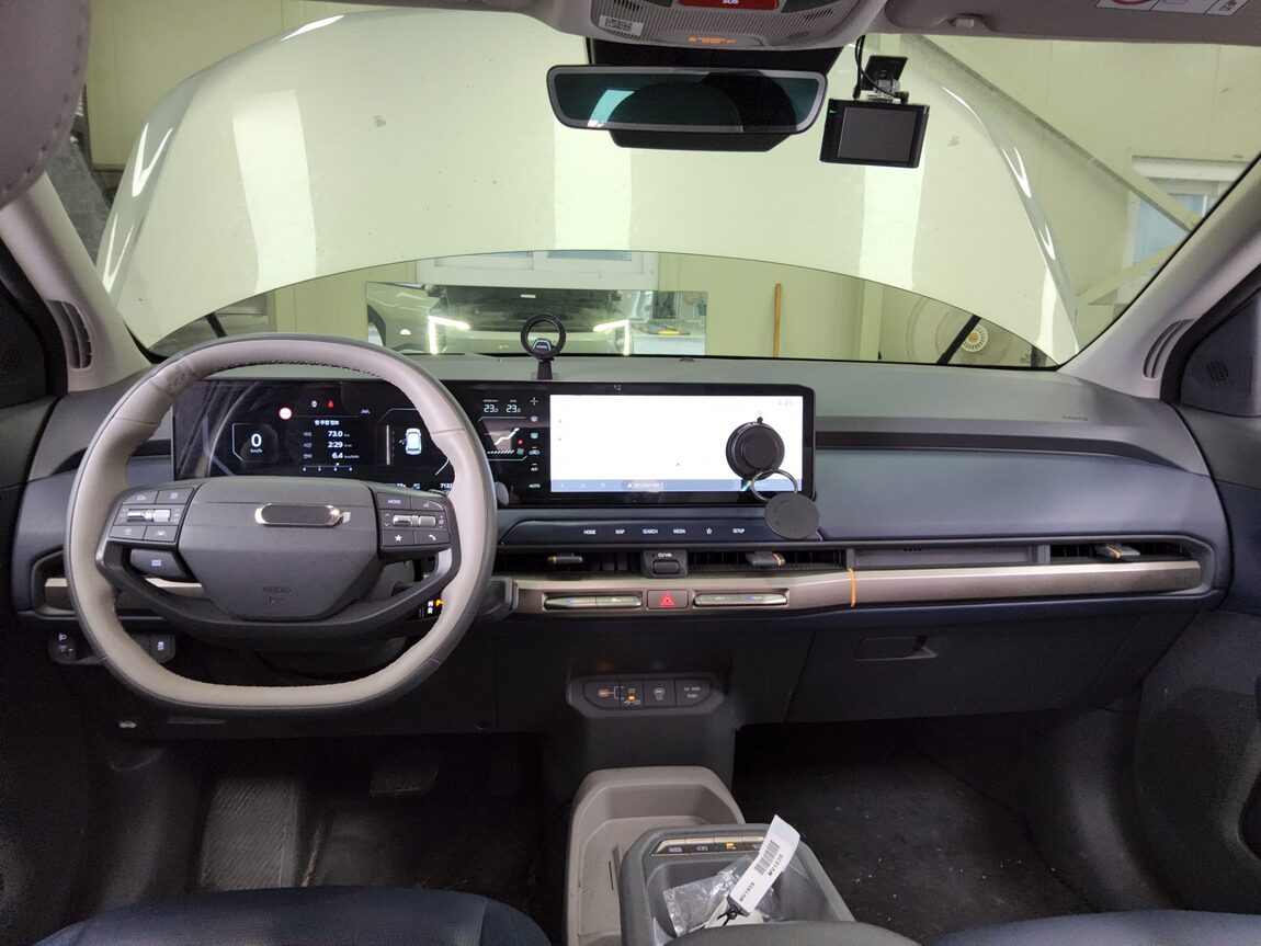KIA EV3 LONG RANGE AIR 2025 - zdjęcie 11