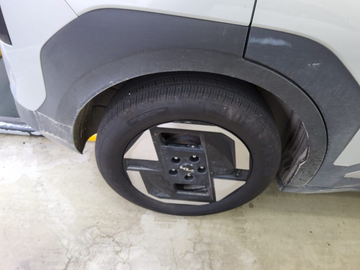 KIA EV3 LONG RANGE AIR 2025 - zdjęcie 25