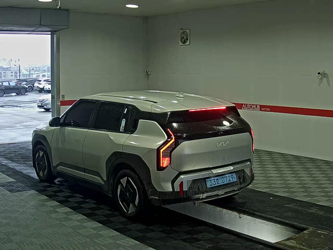 KIA EV3 LONG RANGE AIR 2025 - zdjęcie 6