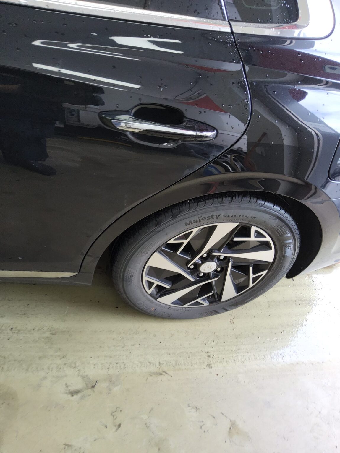 HYUNDAI THE NEW GRANDEUR IG HYBRID 2.4 HEV LE BLANC 2023 - zdjęcie 20