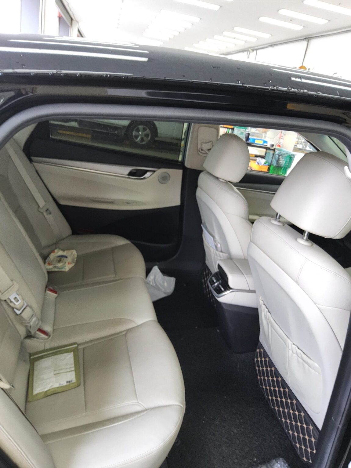 HYUNDAI THE NEW GRANDEUR IG HYBRID 2.4 HEV LE BLANC 2023 - zdjęcie 13
