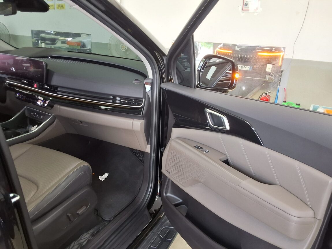 KIA THE NEW CARNIVAL HYBRID (KA4) 1.6 HEV 7-SEATER SIGNATURE 2025 - zdjęcie 14