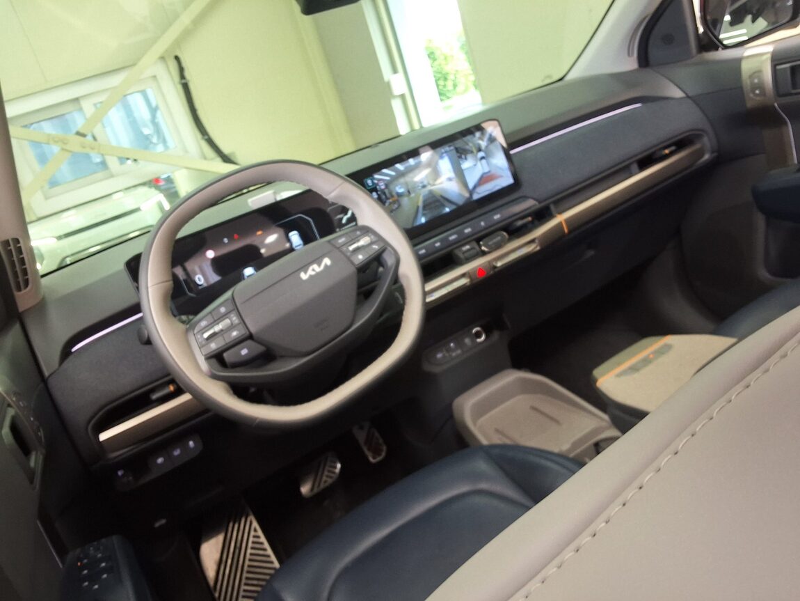 KIA EV3 LONG RANGE EARTH 2025 - zdjęcie 12