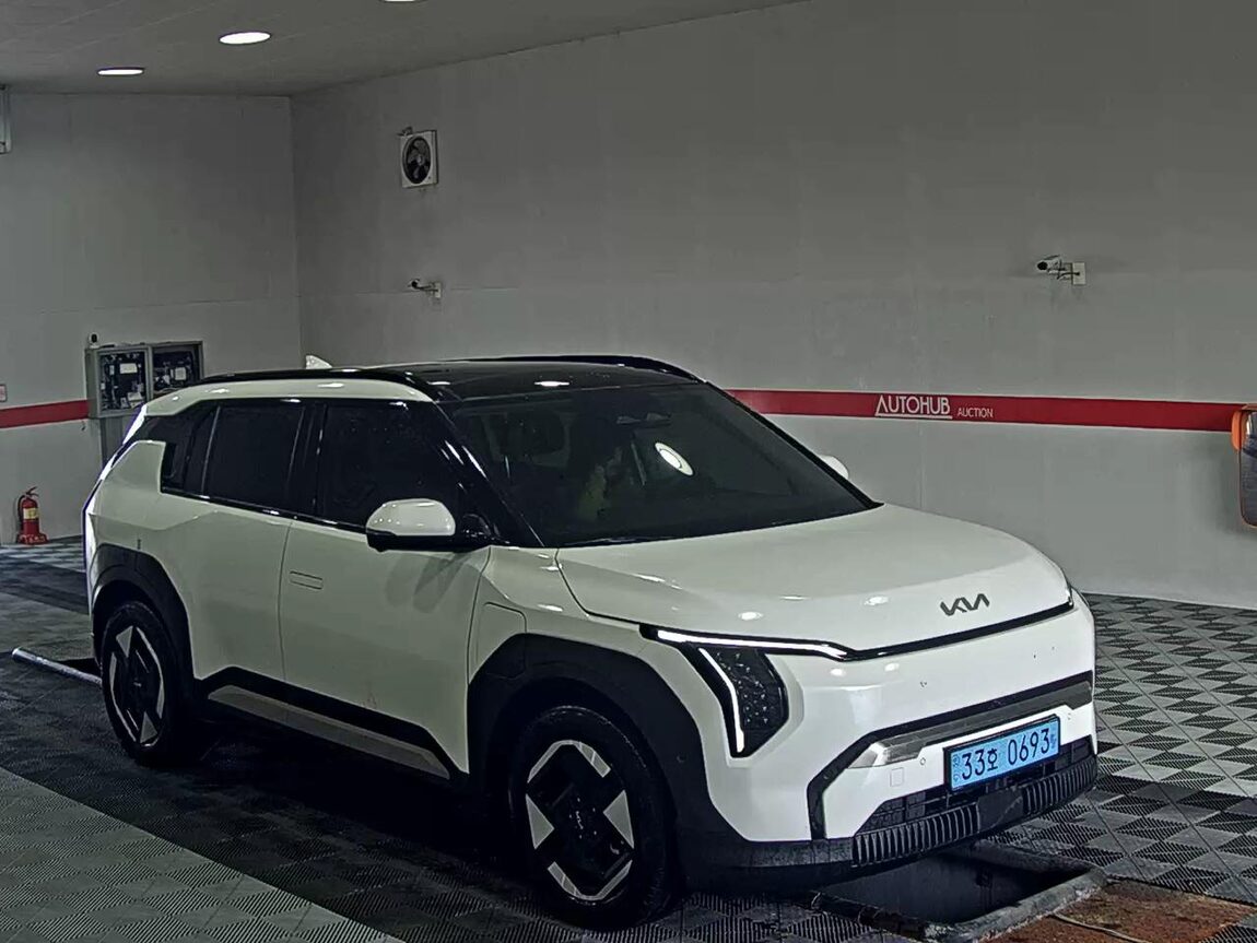 KIA EV3 LONG RANGE EARTH 2025 - zdjęcie 3