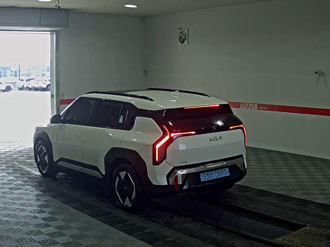 KIA EV3 LONG RANGE EARTH 2025 - zdjęcie 6