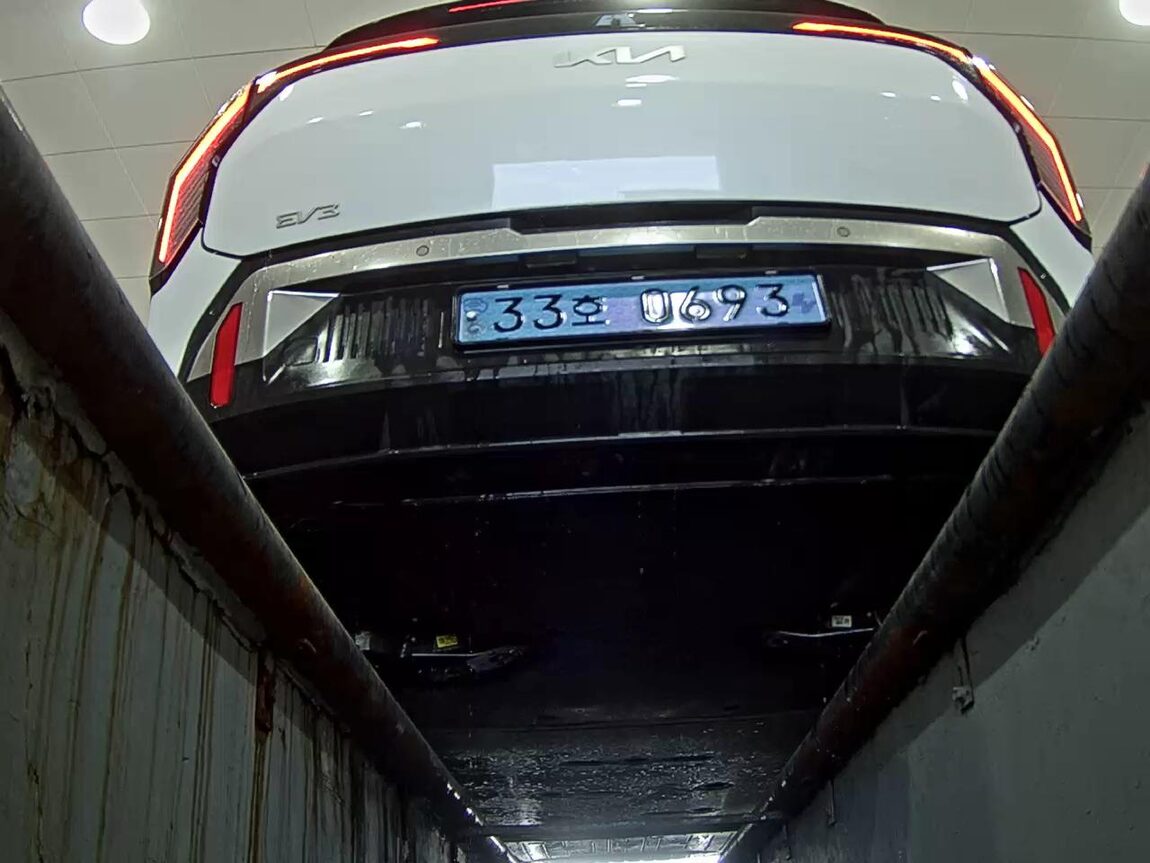 KIA EV3 LONG RANGE EARTH 2025 - zdjęcie 8