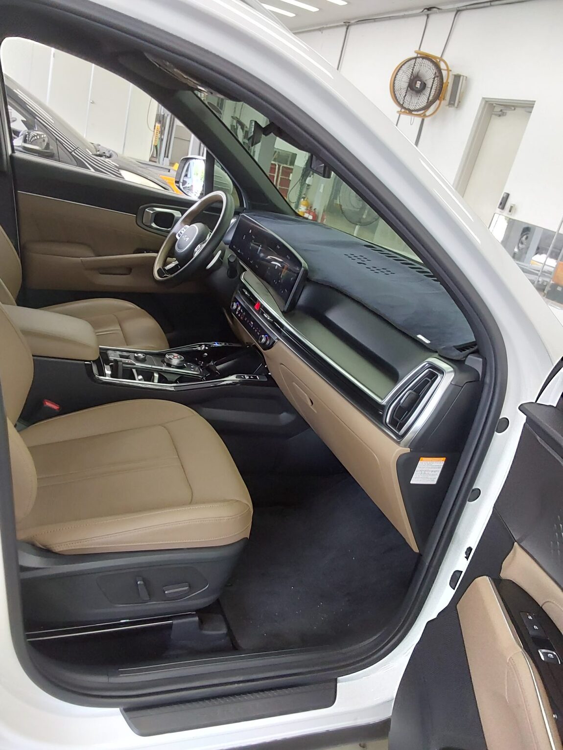 KIA THE NEW SORENTO HYBRID (MQ4) 1.6 HEV 2WD NOBLESSE 2025 - zdjęcie 14