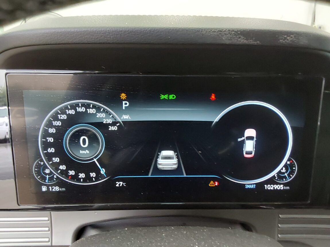 HYUNDAI THE NEW GRANDEUR IG GASOLINE 3.3 LE BLANC 2022 - zdjęcie 9