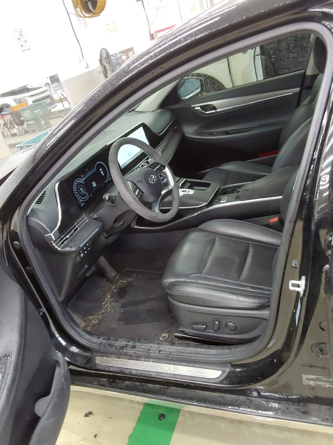 HYUNDAI THE NEW GRANDEUR IG GASOLINE 3.3 LE BLANC 2022 - zdjęcie 10