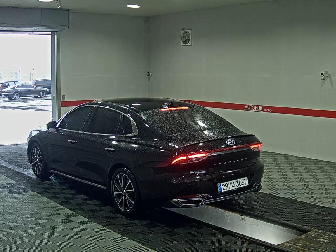 HYUNDAI THE NEW GRANDEUR IG GASOLINE 3.3 LE BLANC 2022 - zdjęcie 6