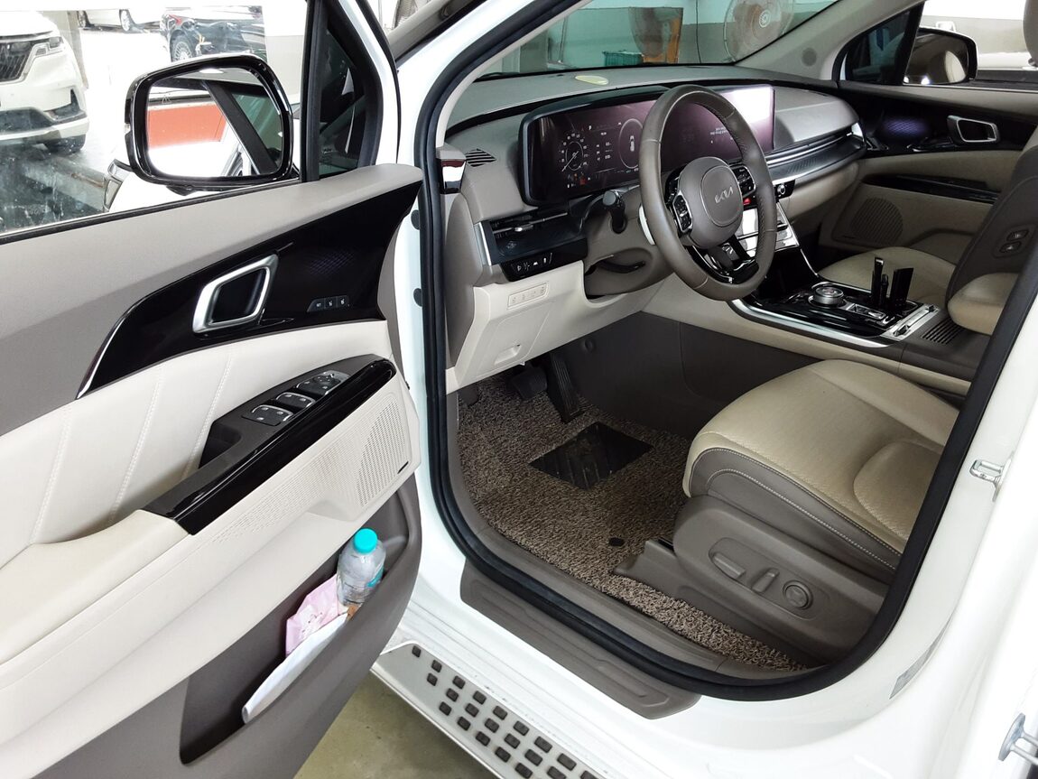KIA NEW CARNIVAL (KA4) HI-LIMOUSINE 9-SEATER GASOLINE SIGNATURE 2022 - zdjęcie 10