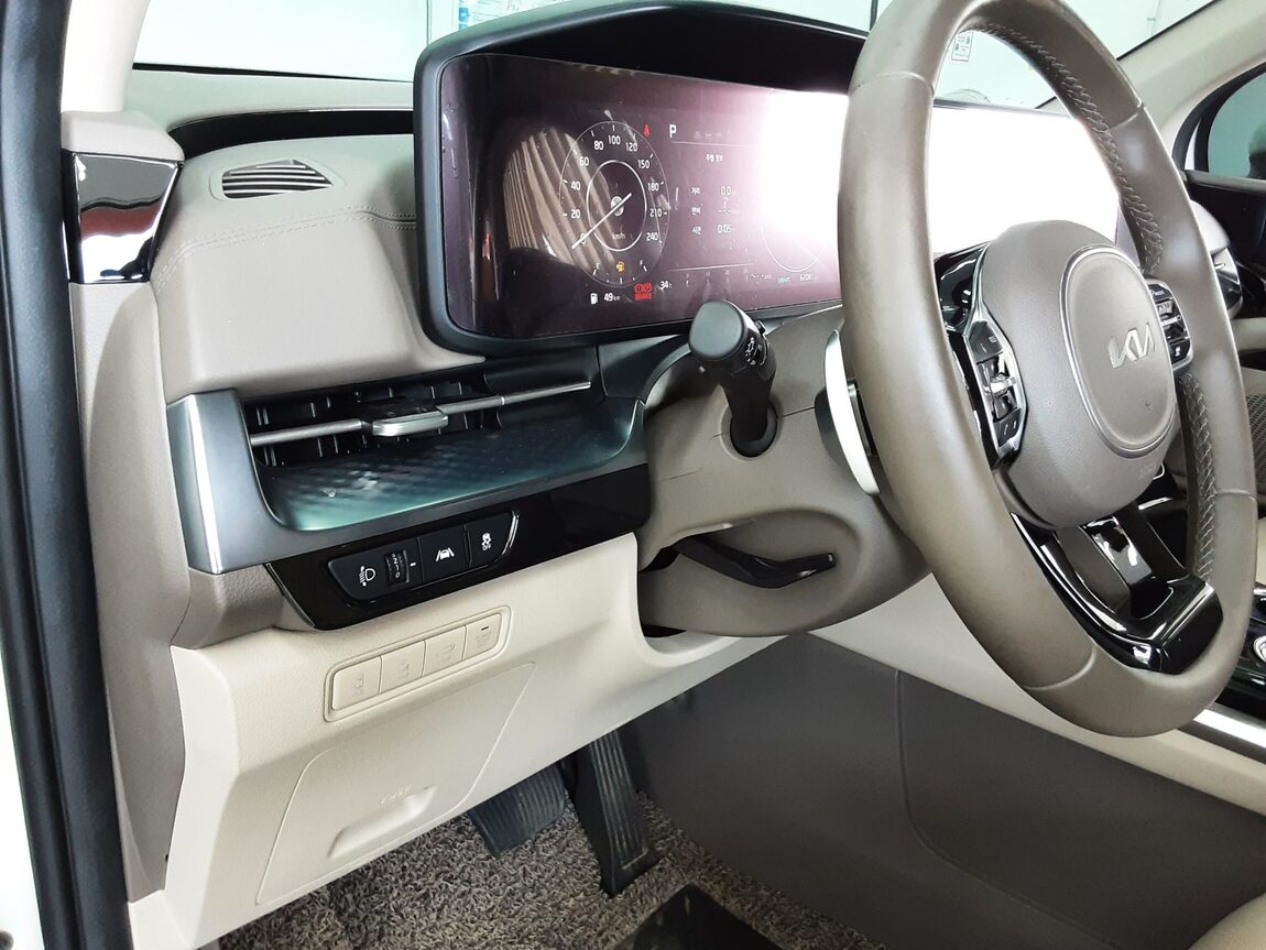 KIA NEW CARNIVAL (KA4) HI-LIMOUSINE 9-SEATER GASOLINE SIGNATURE 2022 - zdjęcie 17