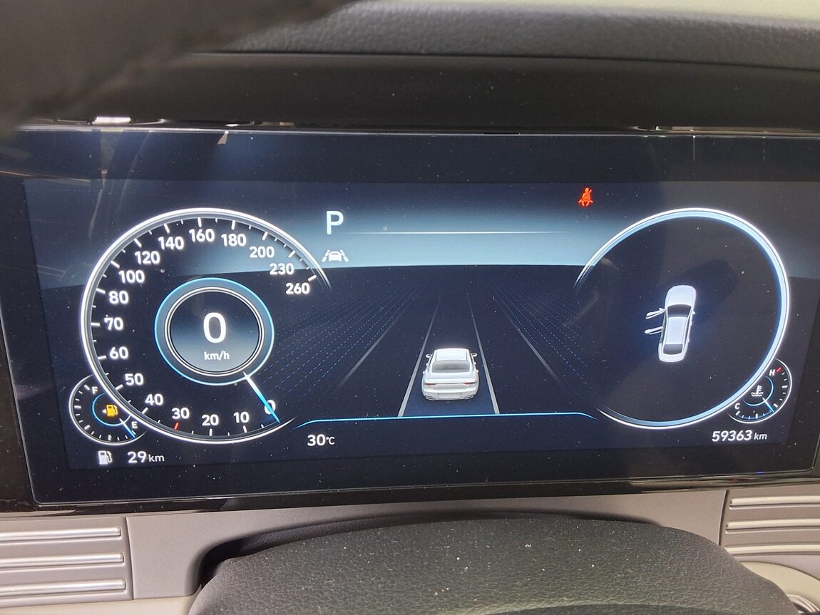 HYUNDAI THE NEW GRANDEUR IG GASOLINE 2.5 LE BLANC 2023 - zdjęcie 9