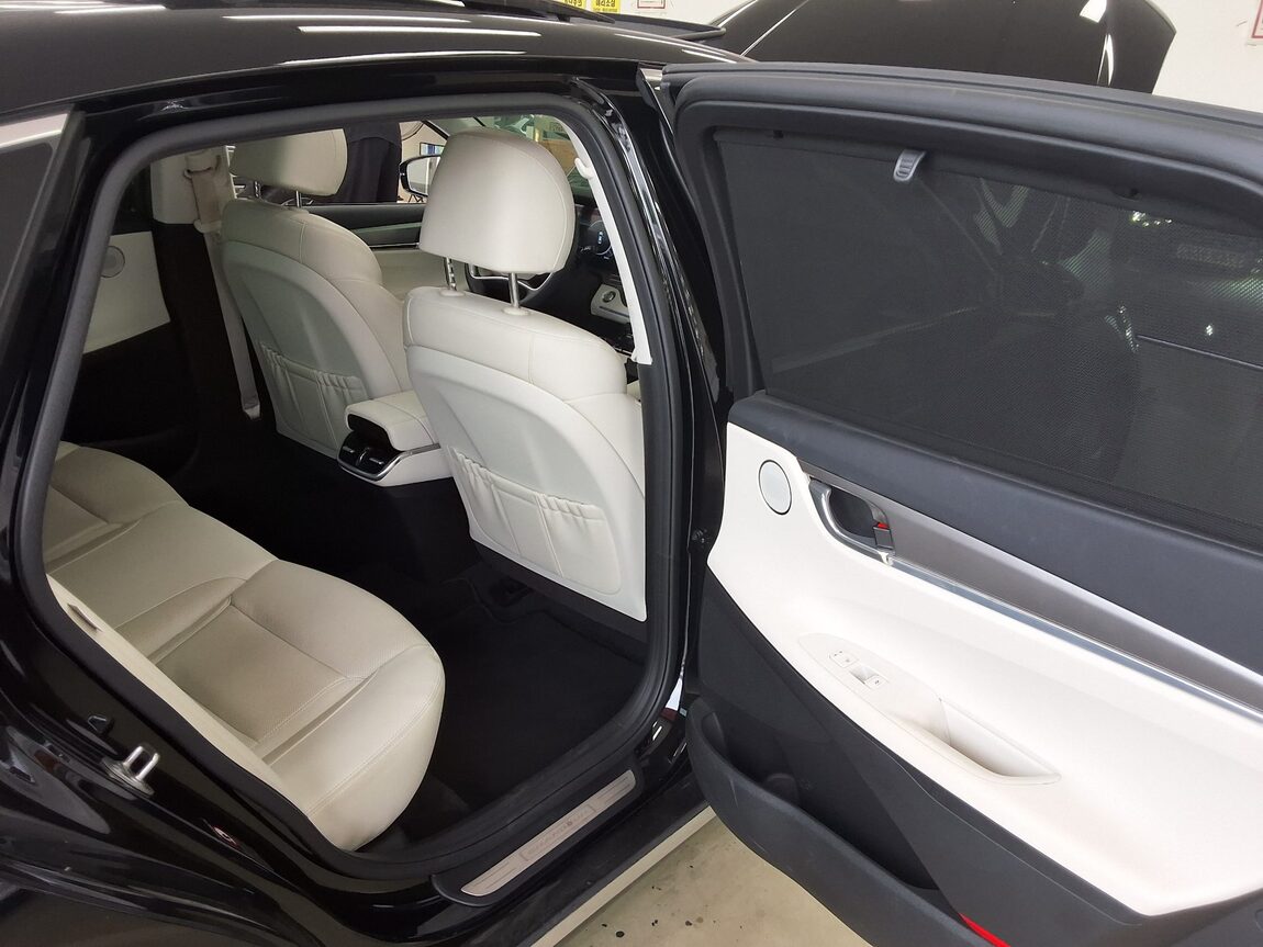 HYUNDAI THE NEW GRANDEUR IG GASOLINE 2.5 LE BLANC 2023 - zdjęcie 13