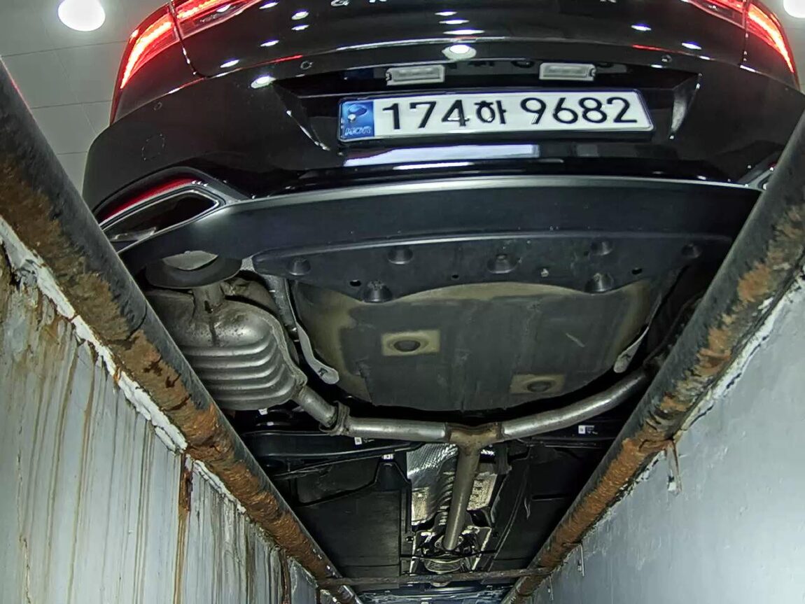 HYUNDAI THE NEW GRANDEUR IG GASOLINE 2.5 LE BLANC 2023 - zdjęcie 8
