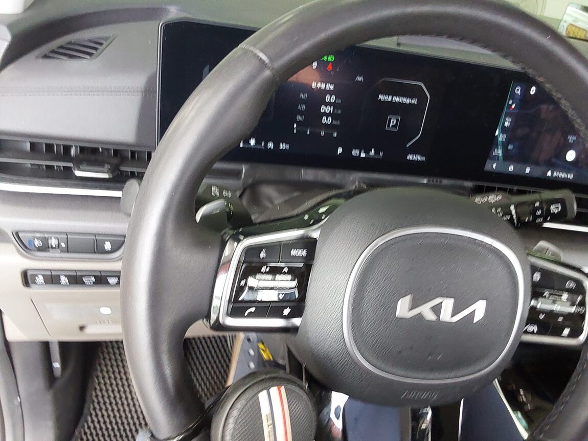 KIA THE NEW CARNIVAL (KA4) 9-SEATER DIESEL NOBLESSE 2024 - zdjęcie 18