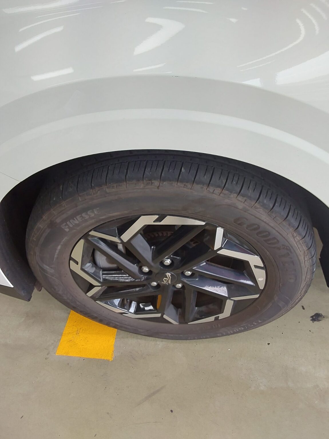 KIA THE NEW CARNIVAL (KA4) 9-SEATER DIESEL NOBLESSE 2024 - zdjęcie 20