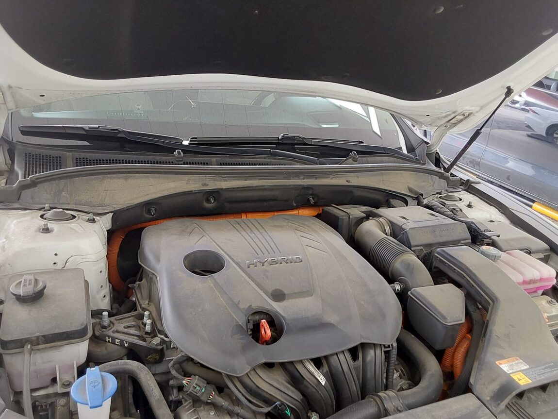 HYUNDAI THE NEW GRANDEUR IG HYBRID 2.4 HEV LE BLANC 2022 - zdjęcie 19