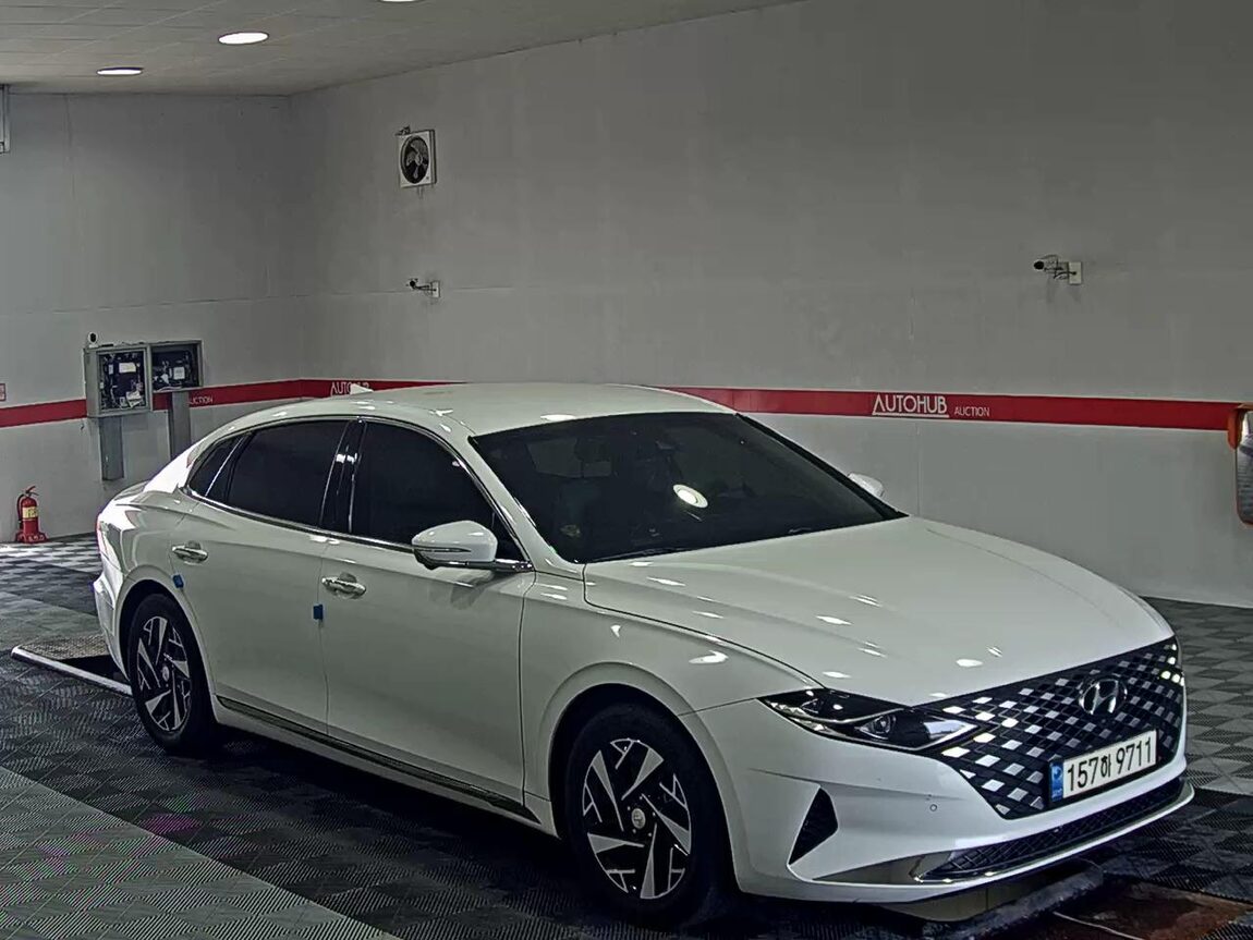HYUNDAI THE NEW GRANDEUR IG HYBRID 2.4 HEV LE BLANC 2022 - zdjęcie 3