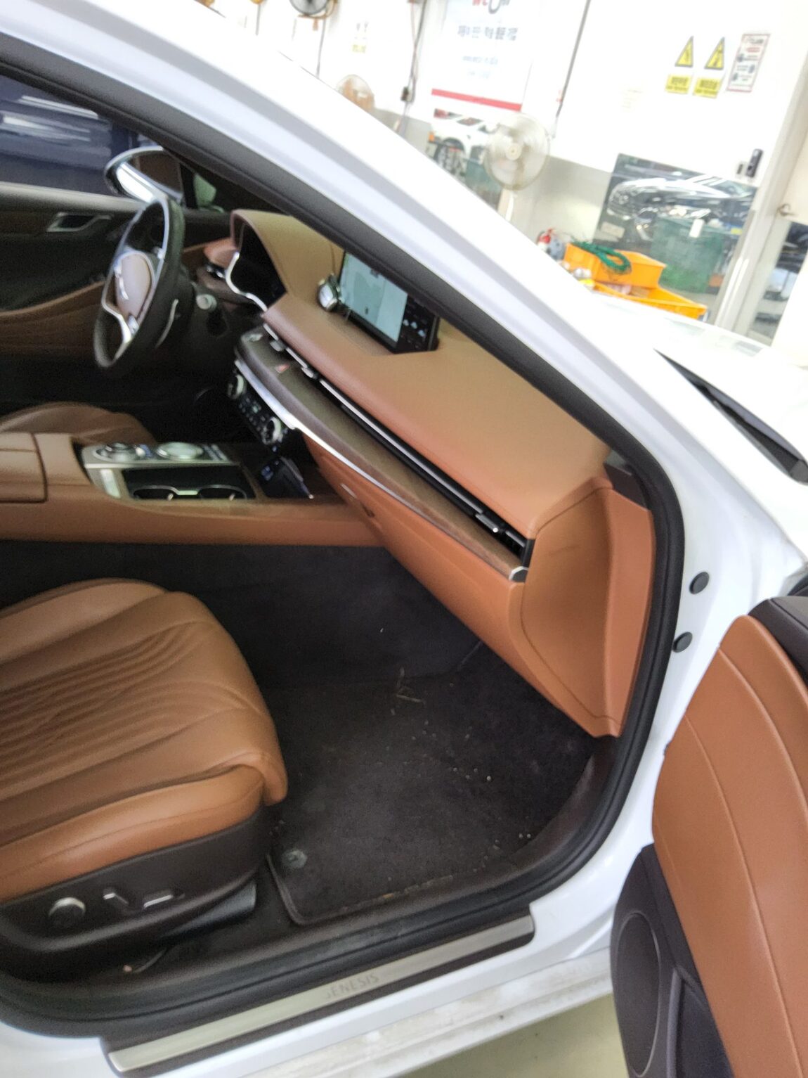 GENESIS THE ALL NEW G80 GASOLINE 2.5 AWD BASE MODEL 2022 - zdjęcie 14
