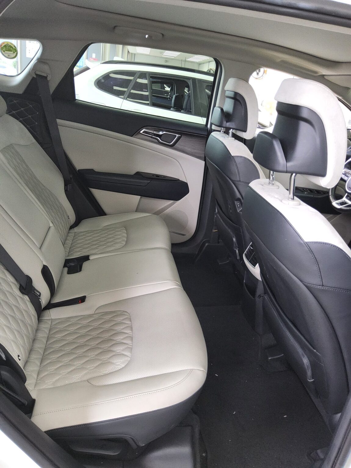 KIA THE ALL NEW SPORTAGE 2.0 DIESEL 2WD SIGNATURE 2022 - zdjęcie 13