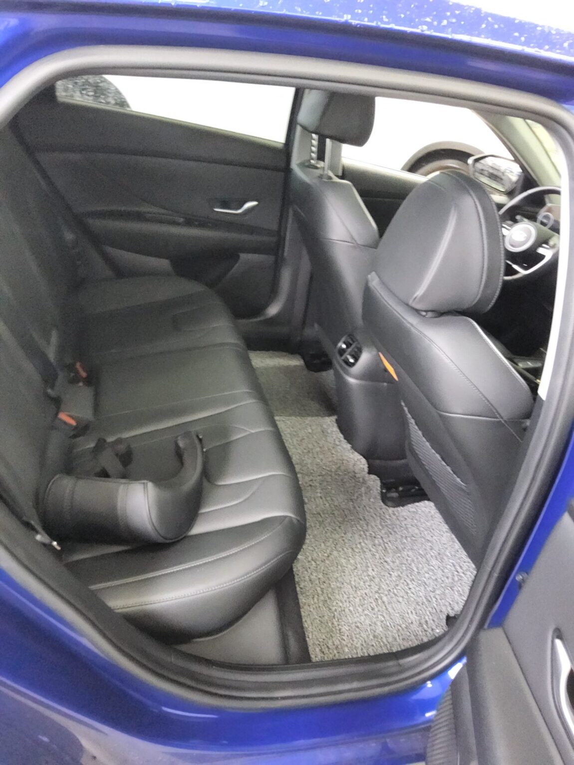 HYUNDAI AVANTE (CN7) 1.6 GASOLINE INSPIRATION 2023 - zdjęcie 13