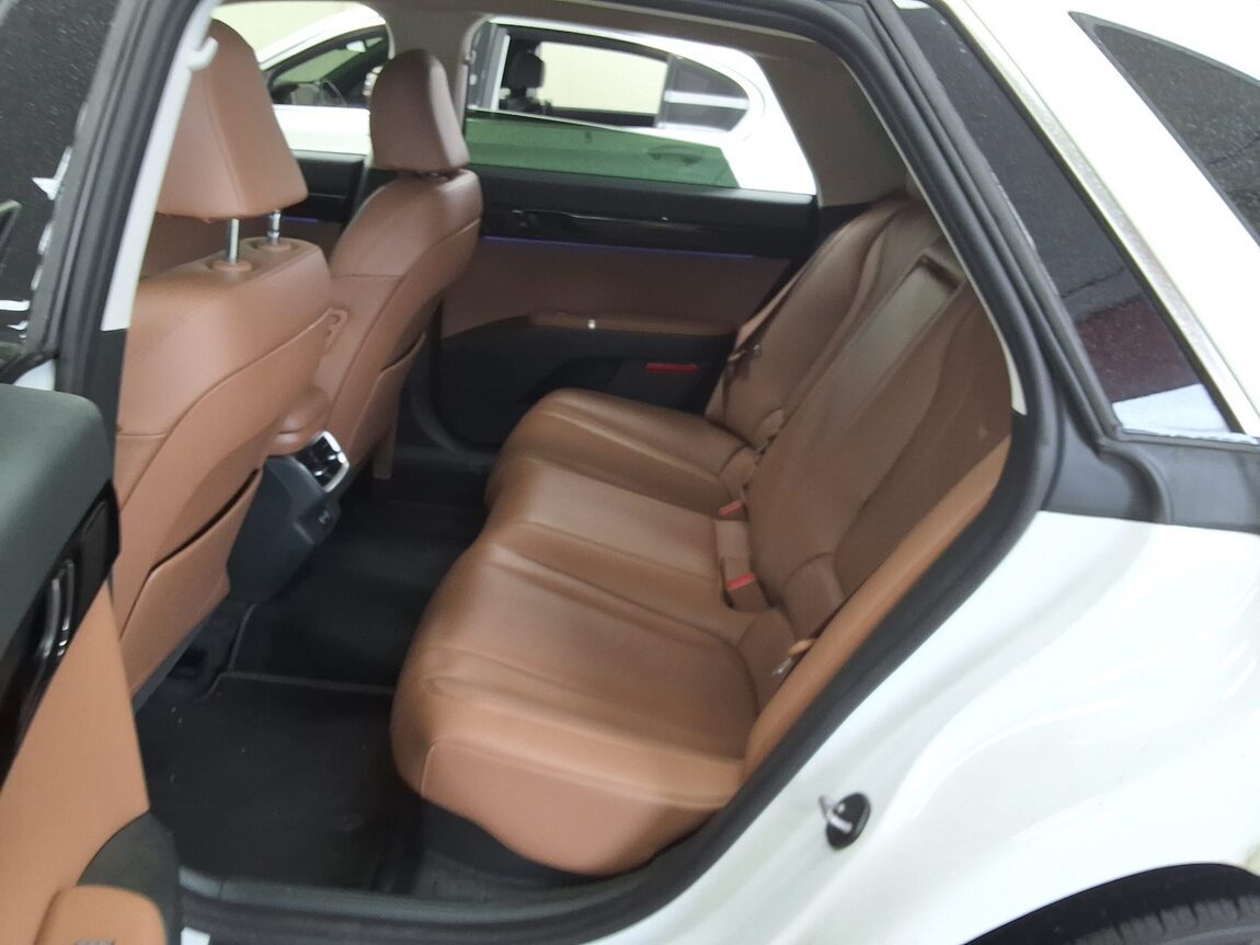 HYUNDAI THE ALL NEW GRANDEUR HYBRID 1.6 HYBRID EXCLUSIVE 2023 - zdjęcie 13