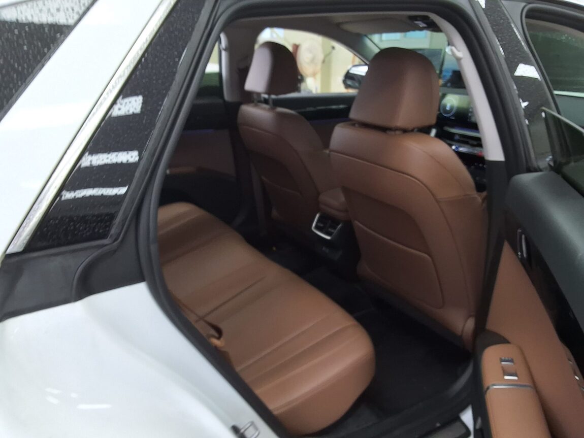 HYUNDAI THE ALL NEW GRANDEUR HYBRID 1.6 HYBRID EXCLUSIVE 2023 - zdjęcie 14
