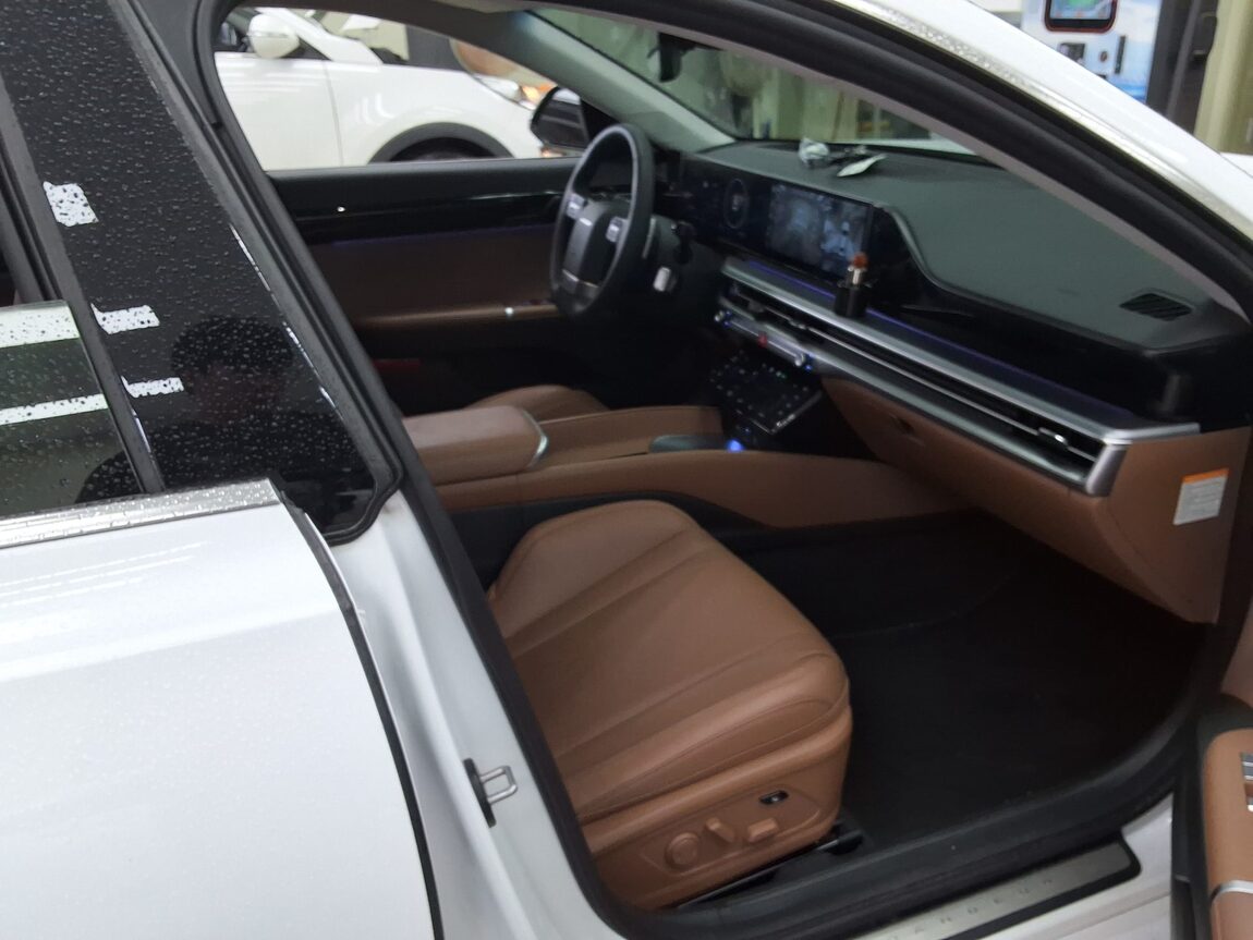 HYUNDAI THE ALL NEW GRANDEUR HYBRID 1.6 HYBRID EXCLUSIVE 2023 - zdjęcie 15