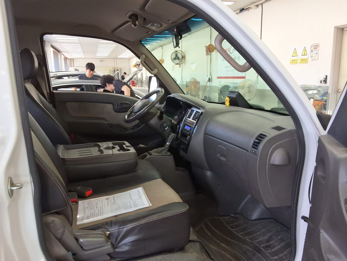 HYUNDAI PORTER II POWER GATE DOUBLE CAB 2022 - zdjęcie 15