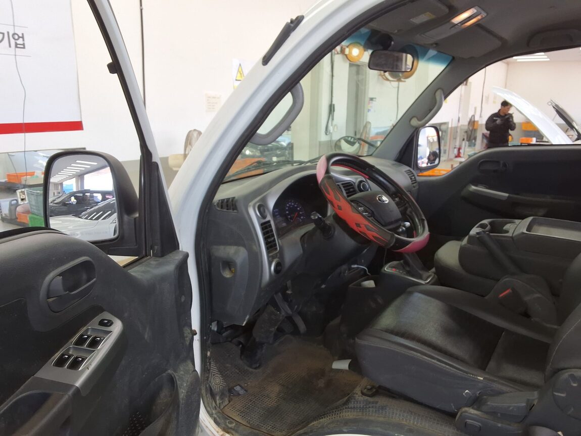 KIA THE NEW BONGO III CARGO 1 TON DOUBLE CAB EXTRA LONG WHEELBASE L 2020 - zdjęcie 3