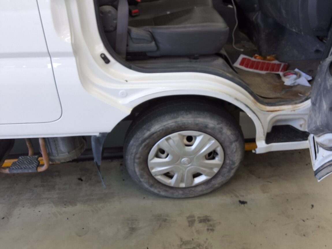 KIA THE NEW BONGO III CARGO 1 TON DOUBLE CAB EXTRA LONG WHEELBASE L 2020 - zdjęcie 16