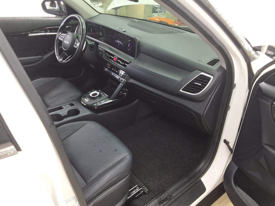 KIA THE NEW SELTOS 1.6 GASOLINE TURBO 2WD SIGNATURE 2023 - zdjęcie 14