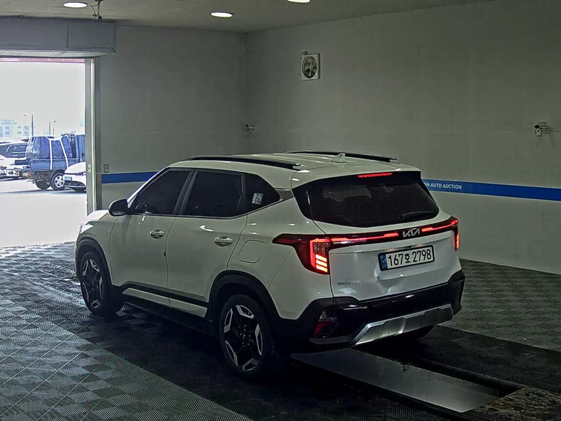 KIA THE NEW SELTOS 1.6 GASOLINE TURBO 2WD SIGNATURE 2023 - zdjęcie 6