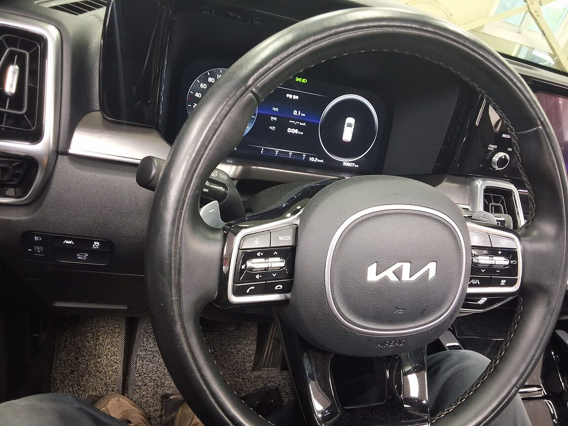 KIA NEW SORENTO (MQ4) 2.5 GASOLINE 2WD NOBLESSE 2023 - zdjęcie 23