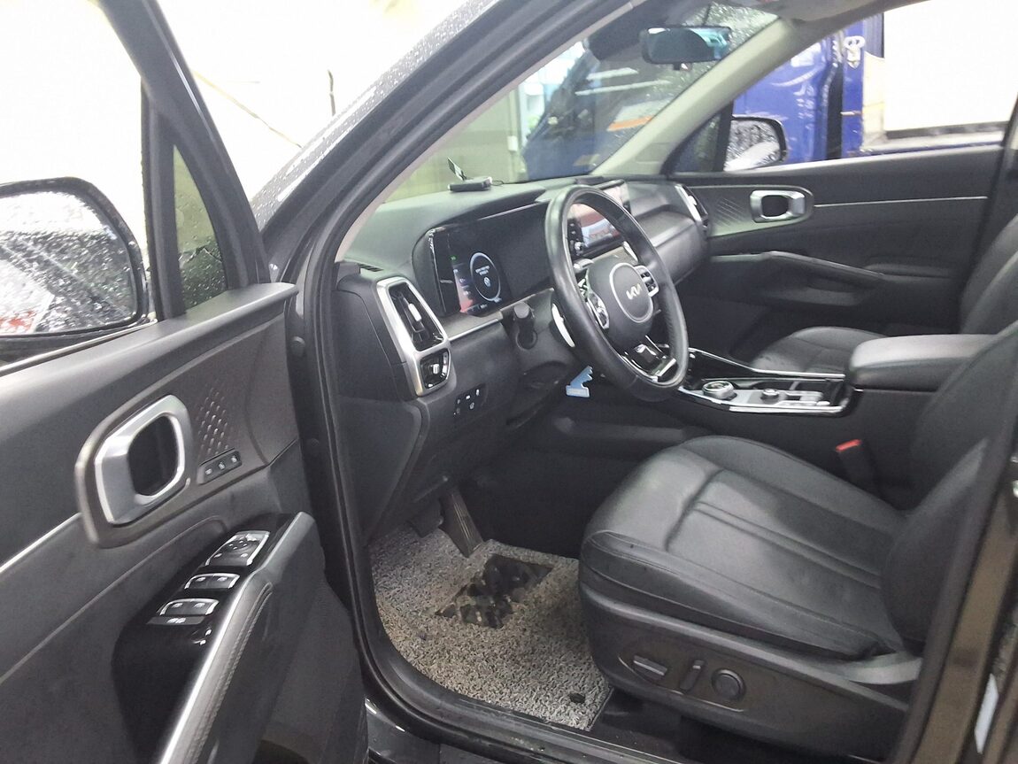 KIA NEW SORENTO (MQ4) 2.5 GASOLINE 2WD NOBLESSE 2023 - zdjęcie 11