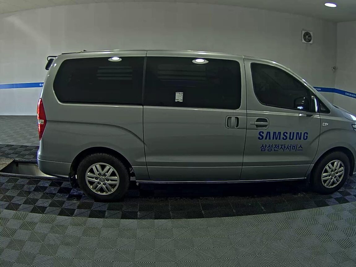 HYUNDAI THE NEW GRAND STAREX 3-SEATER DIESEL VAN SMART 2021 - zdjęcie 4