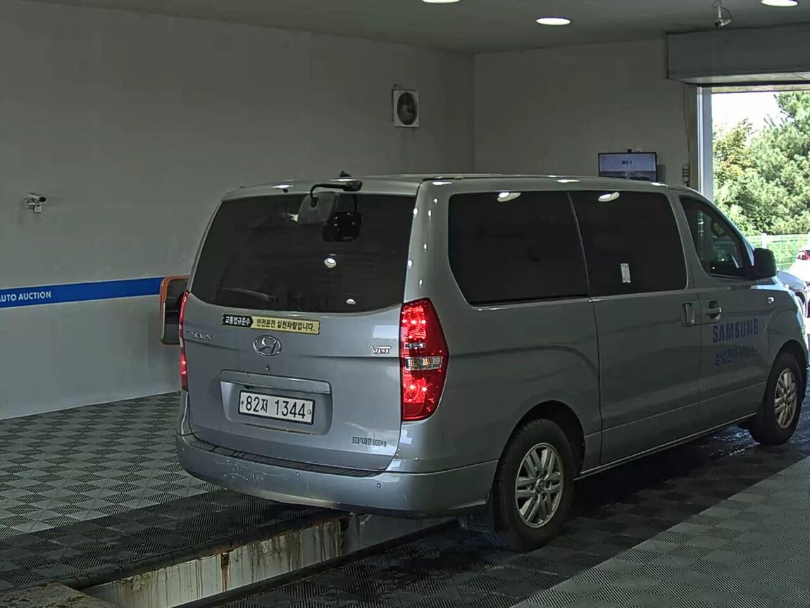 HYUNDAI THE NEW GRAND STAREX 3-SEATER DIESEL VAN SMART 2021 - zdjęcie 5