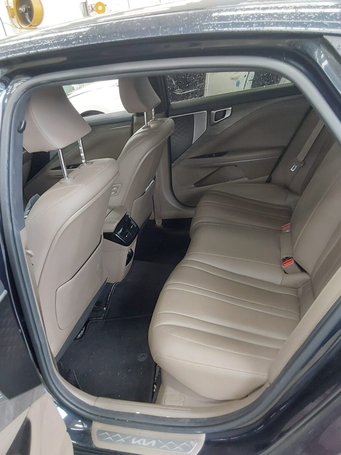 KIA K8 HYBRID HEV NOBLESSE LITE 2022 - zdjęcie 12