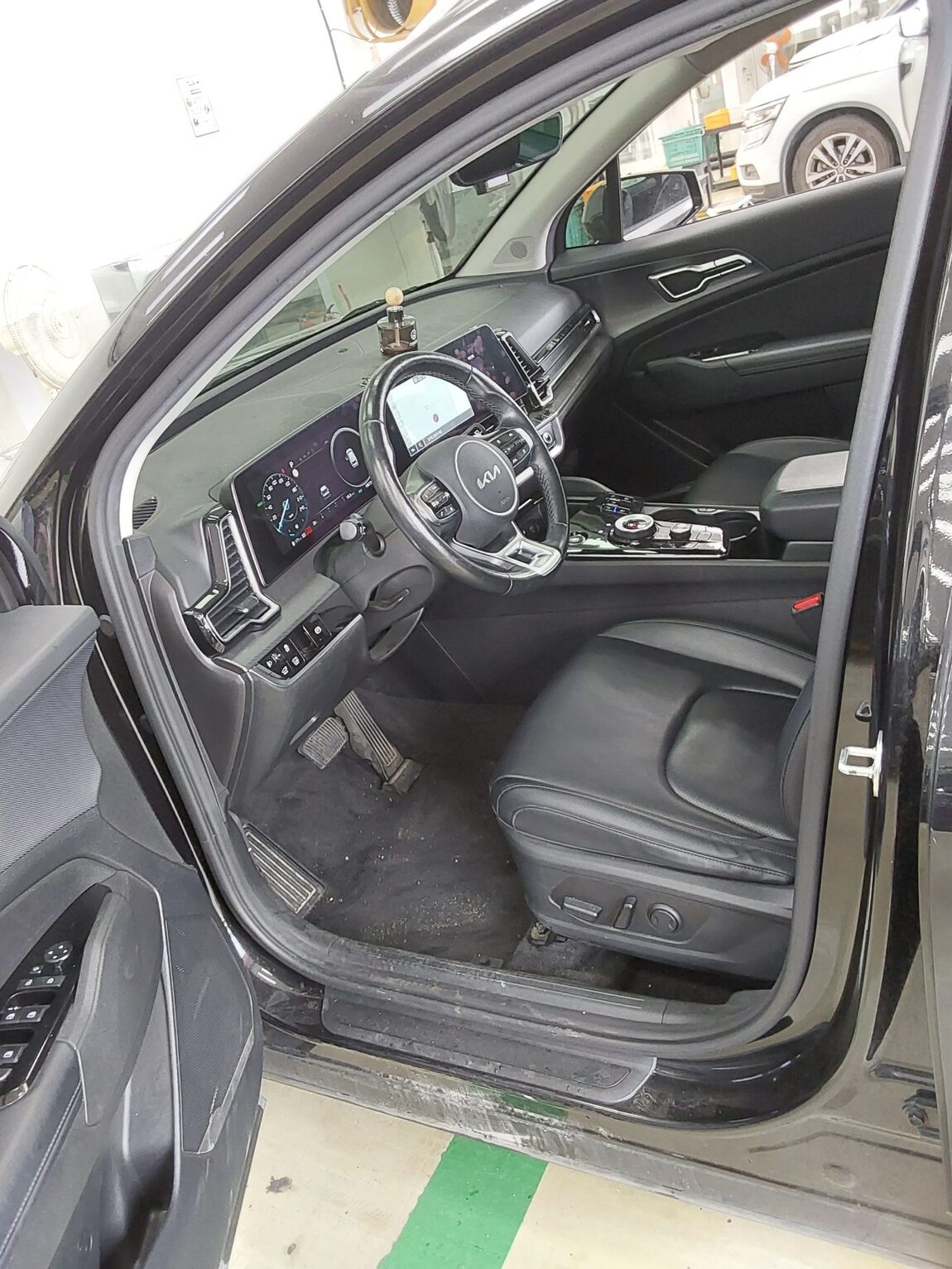KIA THE ALL NEW SPORTAGE HYBRID 1.6 HEV PRESTIGE 2022 - zdjęcie 10