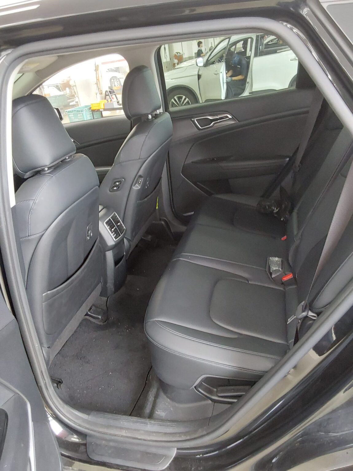 KIA THE ALL NEW SPORTAGE HYBRID 1.6 HEV PRESTIGE 2022 - zdjęcie 12