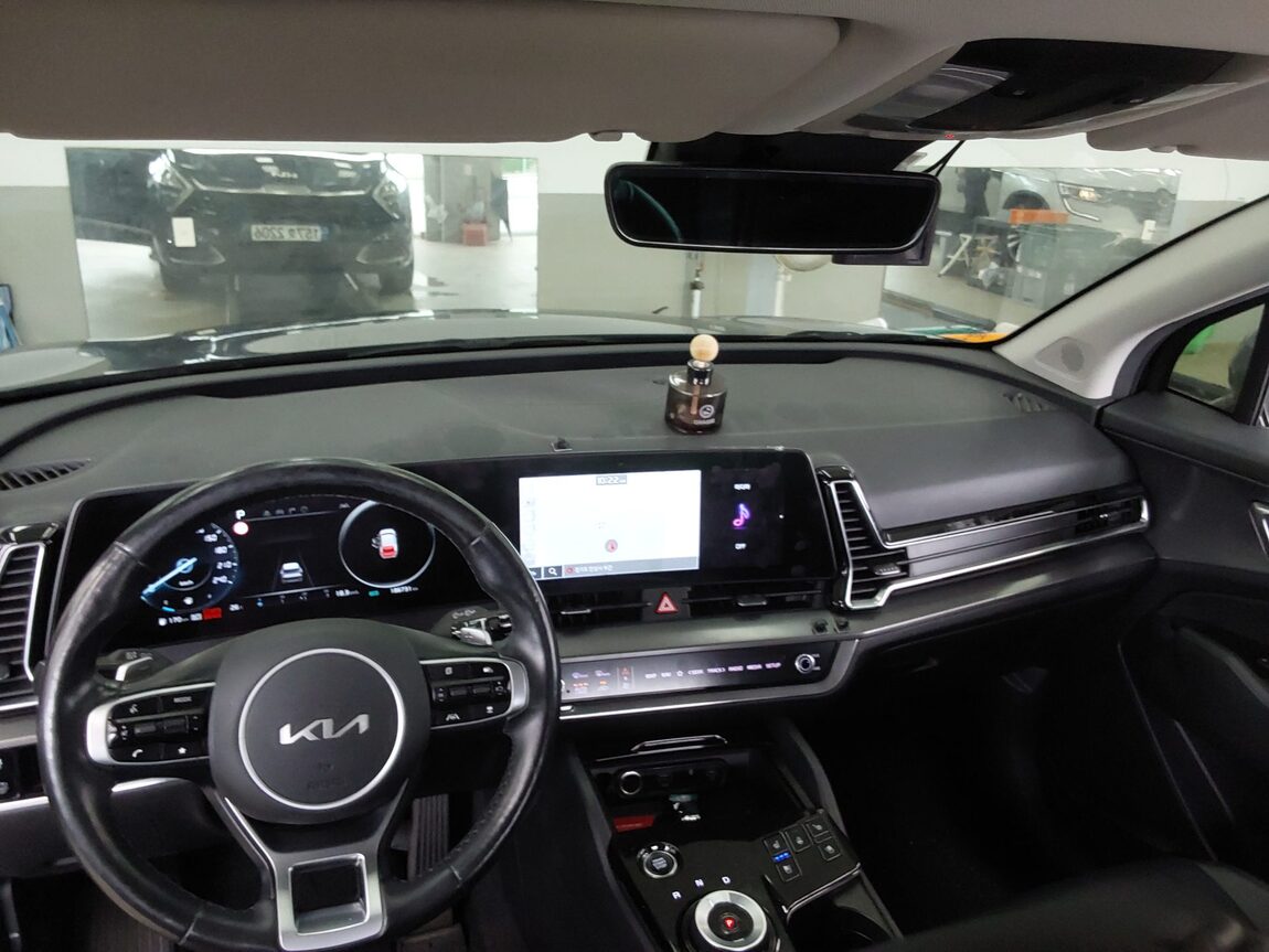 KIA THE ALL NEW SPORTAGE HYBRID 1.6 HEV PRESTIGE 2022 - zdjęcie 11