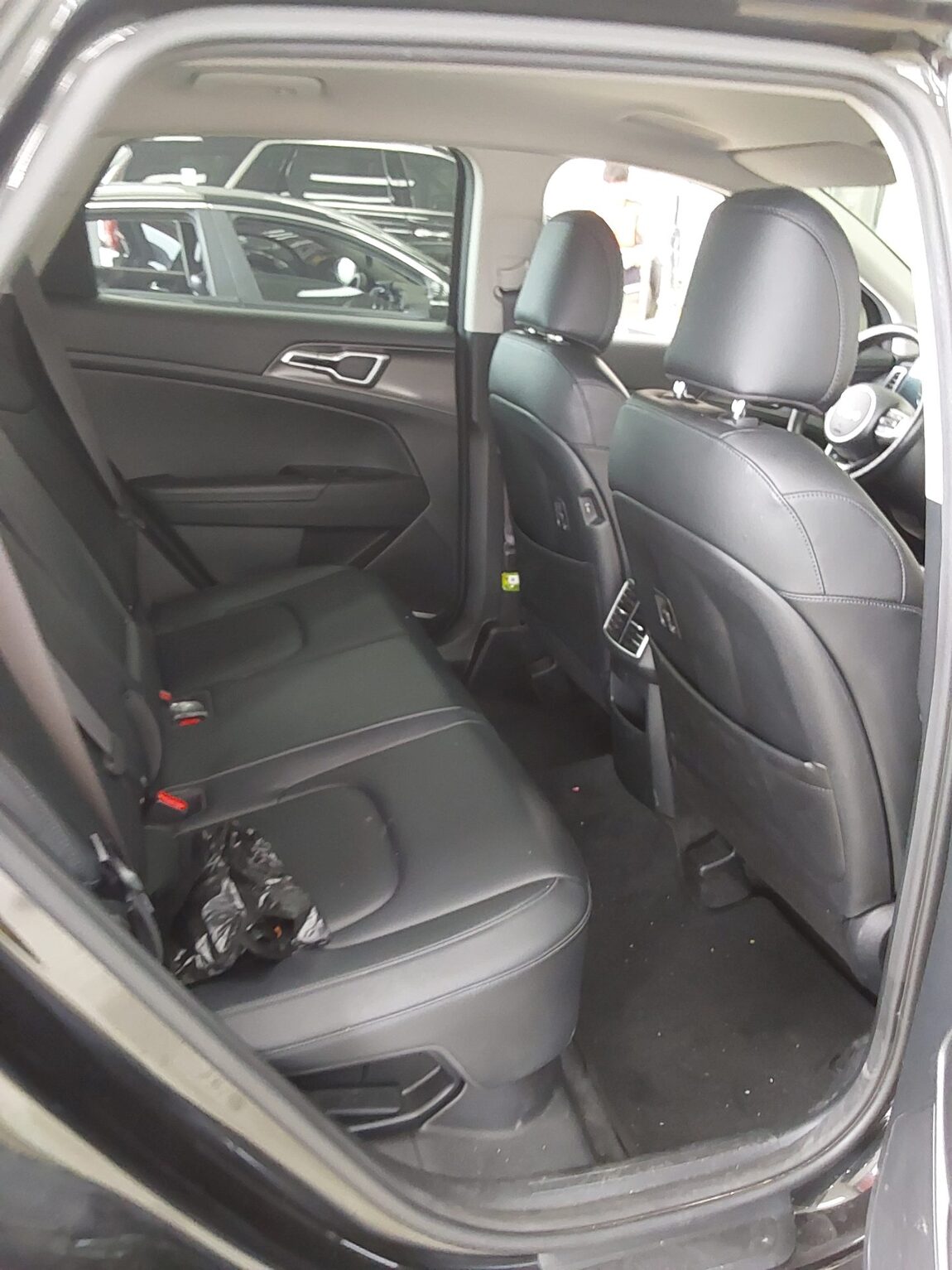 KIA THE ALL NEW SPORTAGE HYBRID 1.6 HEV PRESTIGE 2022 - zdjęcie 13