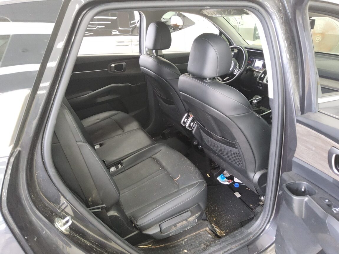 KIA NEW SORENTO (MQ4) 2.2 DIESEL 4WD PRESTIGE 2023 - zdjęcie 13