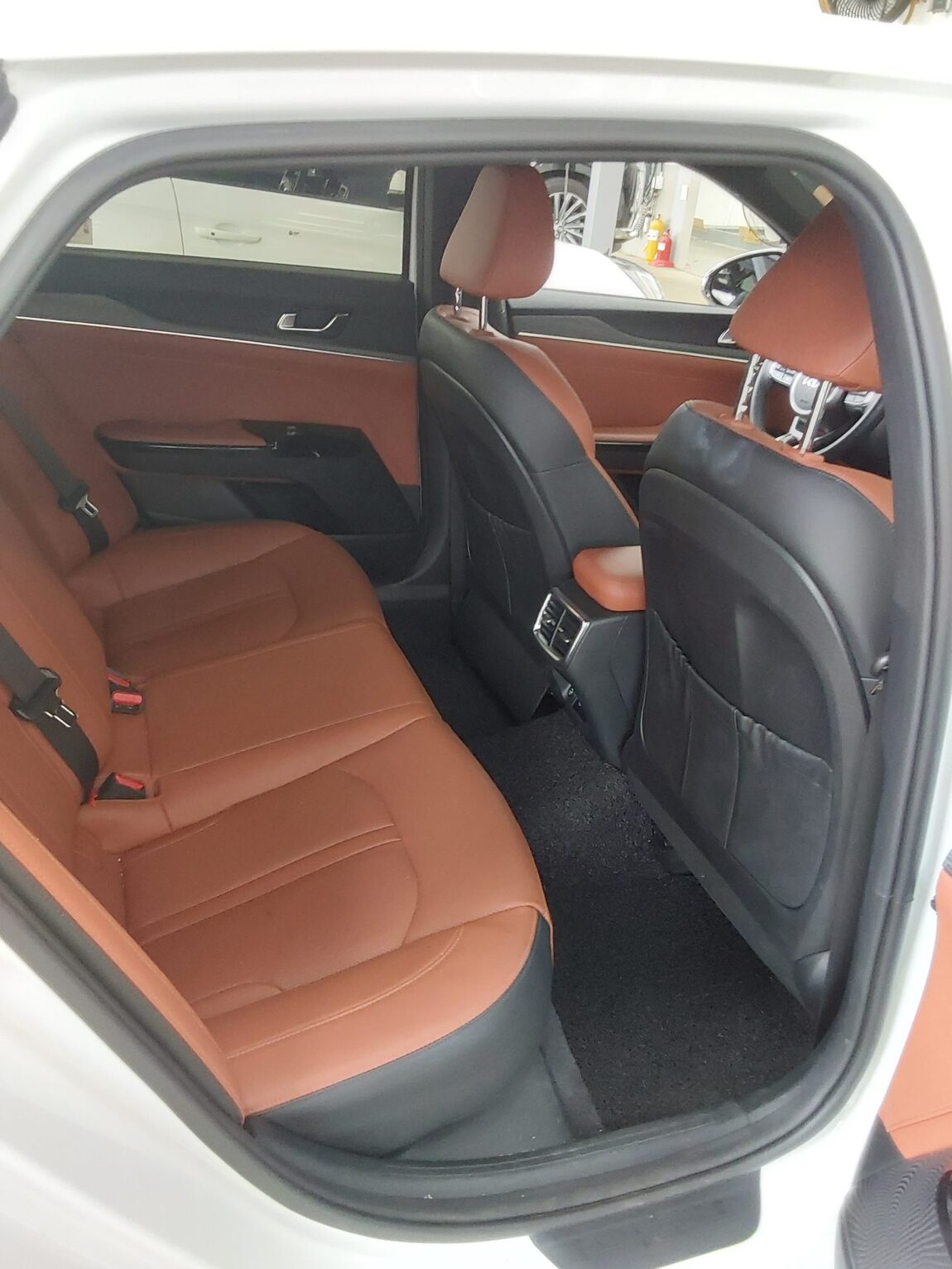 KIA THE NEW K5 (DL3) 1.6 GASOLINE TURBO NOBLESSE 2024 - zdjęcie 13