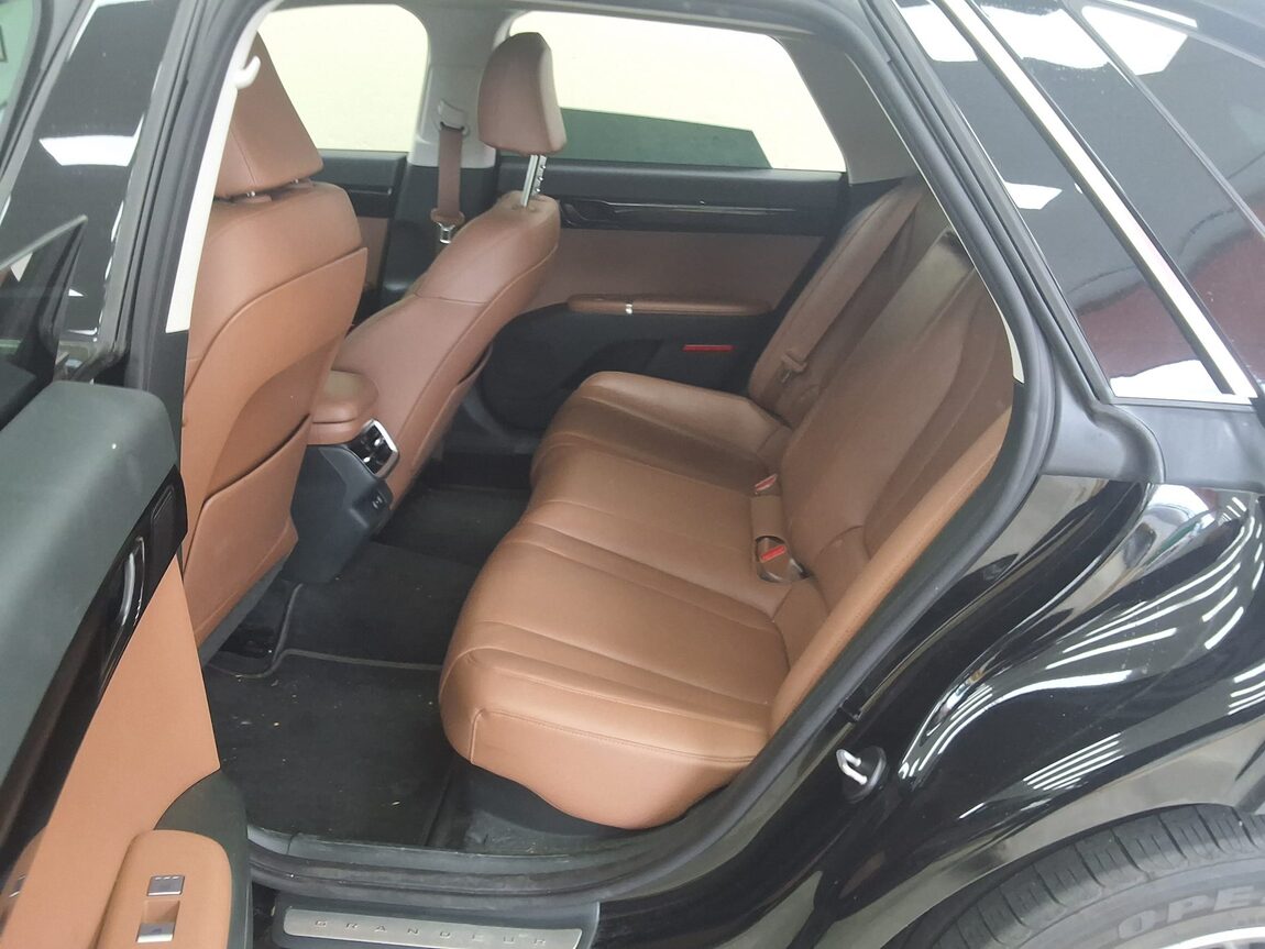 HYUNDAI THE ALL NEW GRANDEUR HYBRID 1.6 HYBRID PREMIUM 2023 - zdjęcie 13