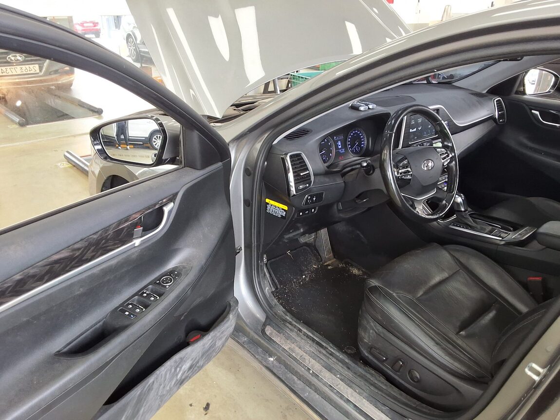 HYUNDAI GRANDEUR IG 3.0 LPi RENTAL CAR MODERN 2019 - zdjęcie 11