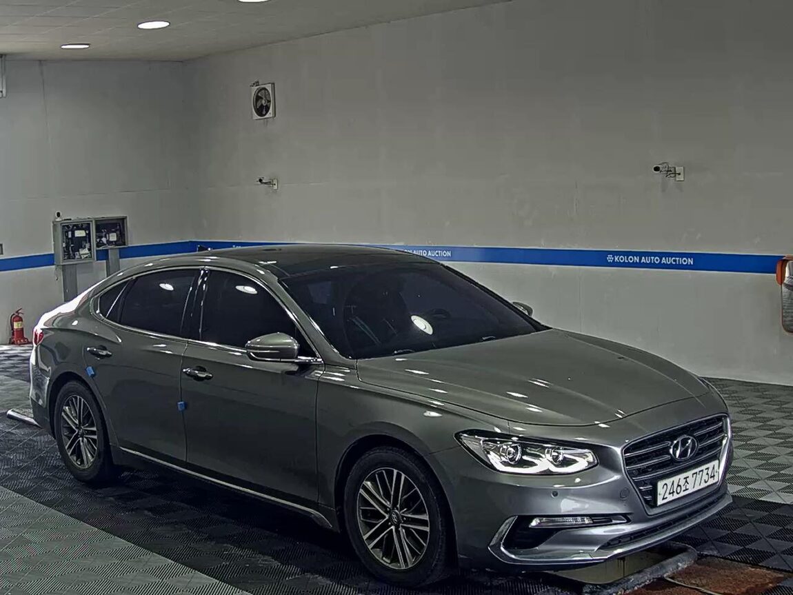 HYUNDAI GRANDEUR IG 3.0 LPi RENTAL CAR MODERN 2019 - zdjęcie 3