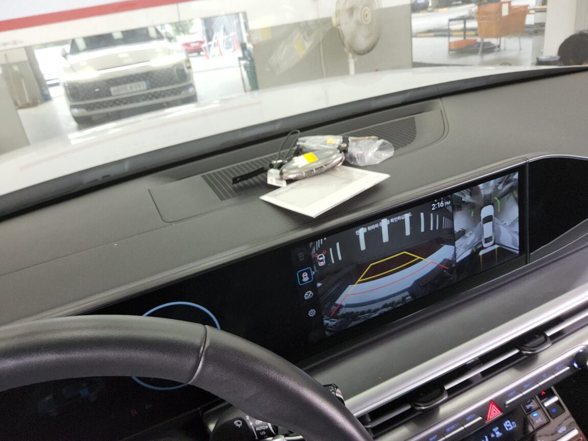 HYUNDAI THE ALL NEW GRANDEUR HYBRID 1.6 HYBRID EXCLUSIVE 2025 - zdjęcie 18