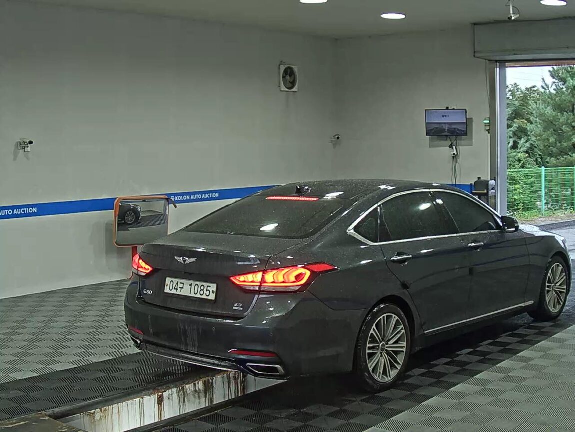 GENESIS G80 3.3 GDi AWD LUXURY 2018 - zdjęcie 5